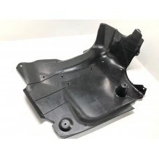 Proteção Traseira Porta Mala Bmw M5 2005 7896625