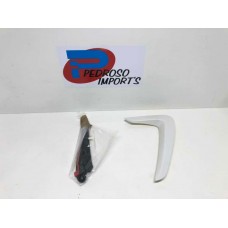 Moldura Paralama Direito Bmw 420 F32 2018 7494356 Novo